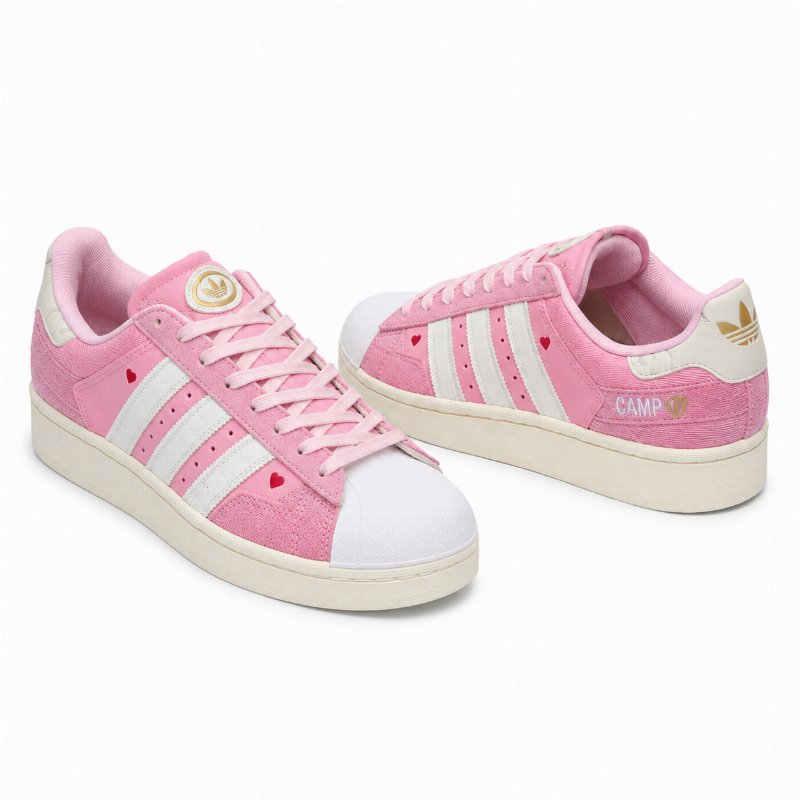 Adidas Superstar – Sneakers Lifestyle à Détails Cœur