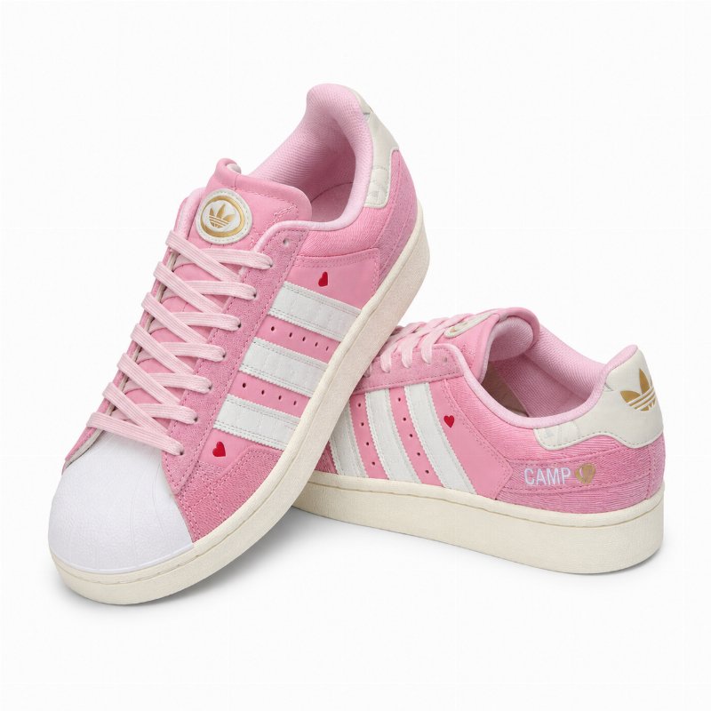 Adidas Superstar – Sneakers Lifestyle à Détails Cœur