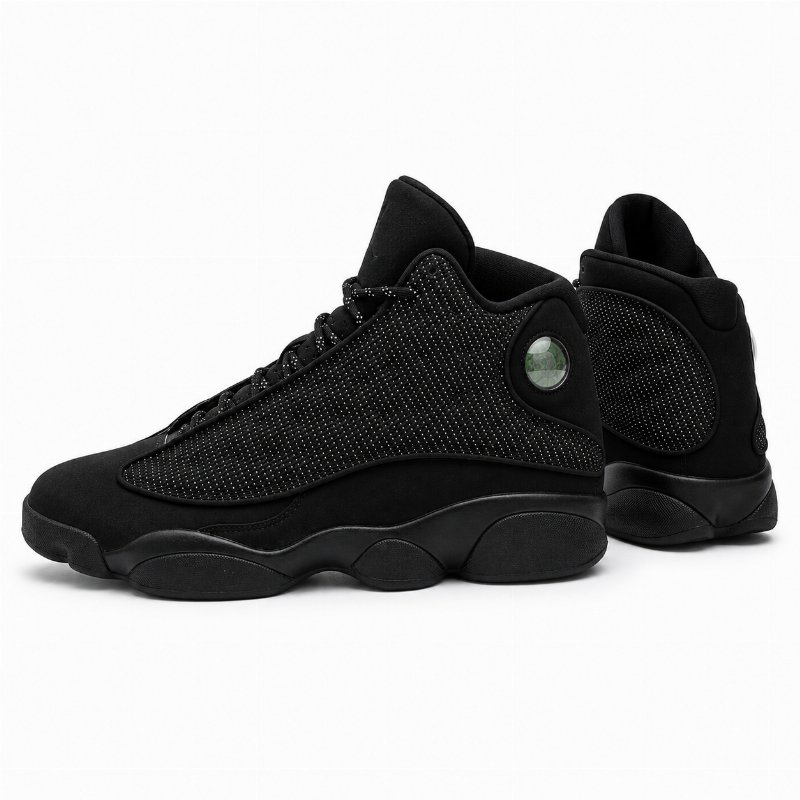 Air Jordan 13 Retro “Black Cat” – Sneakers Basketball Lifestyle à Détails Réfléchissants